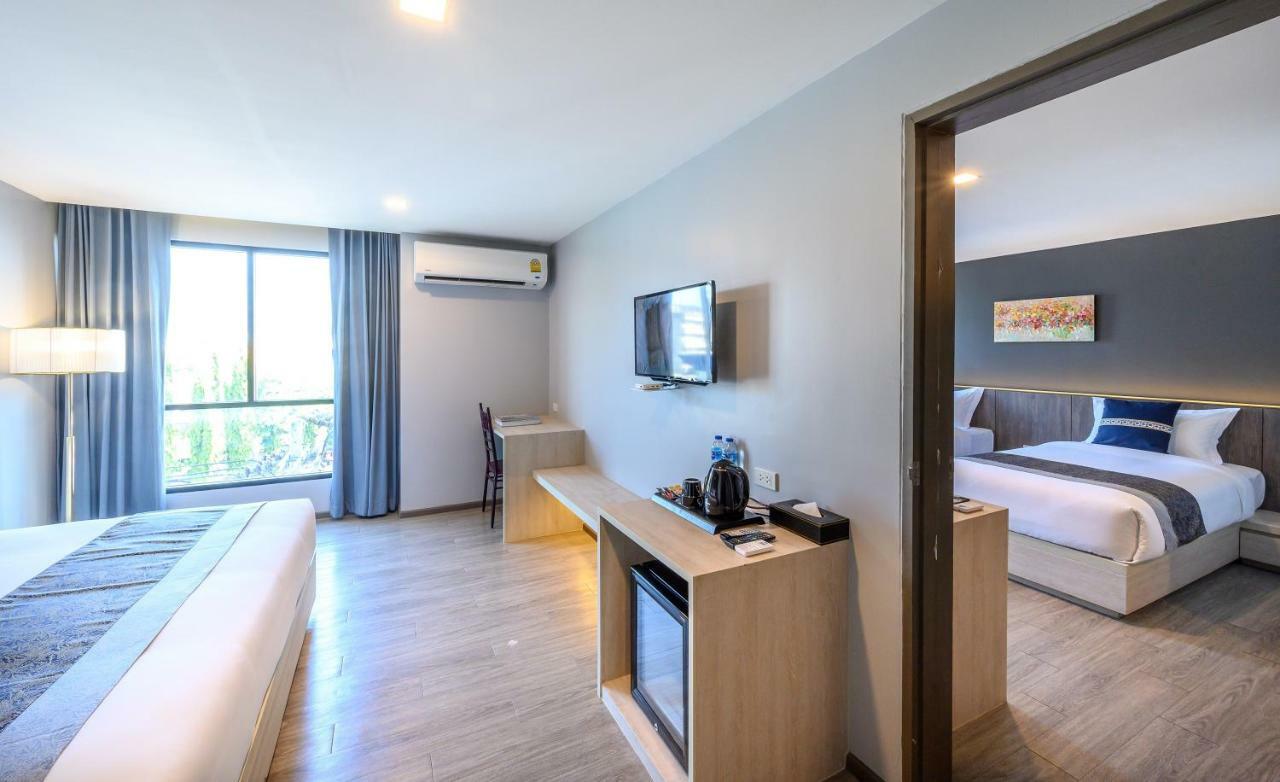 Iwish Hotel Bangkok Exterior photo